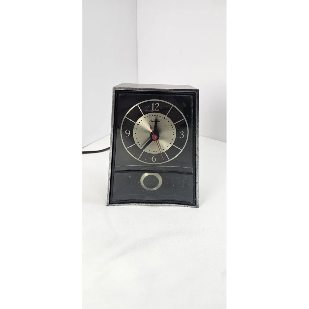 Vintage 1970s Sunbeam Electric Pendulum Clock Woodgrain USA EB1-3 Parts Repair